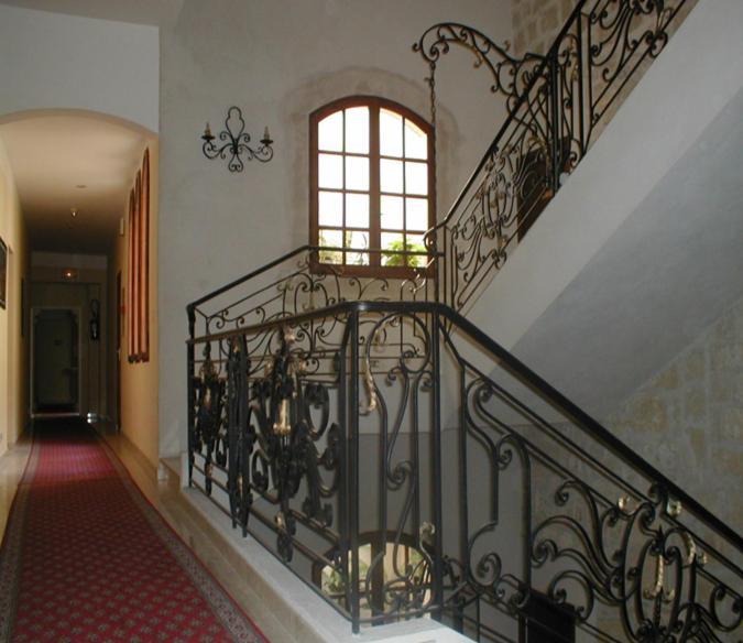 Les Echevins Hotel Tarascon Kültér fotó