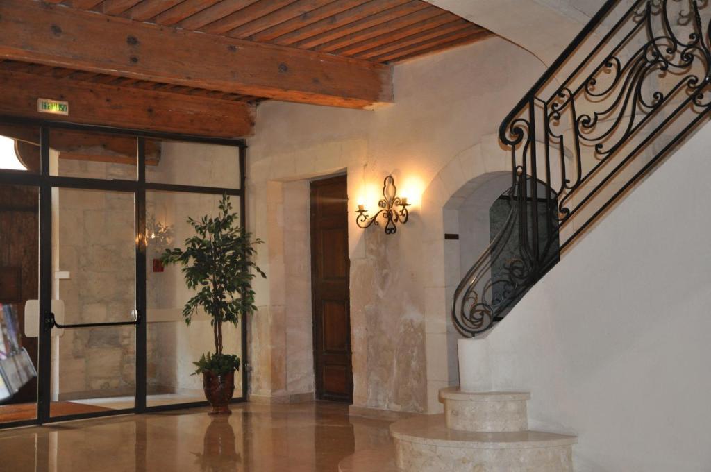 Les Echevins Hotel Tarascon Kültér fotó