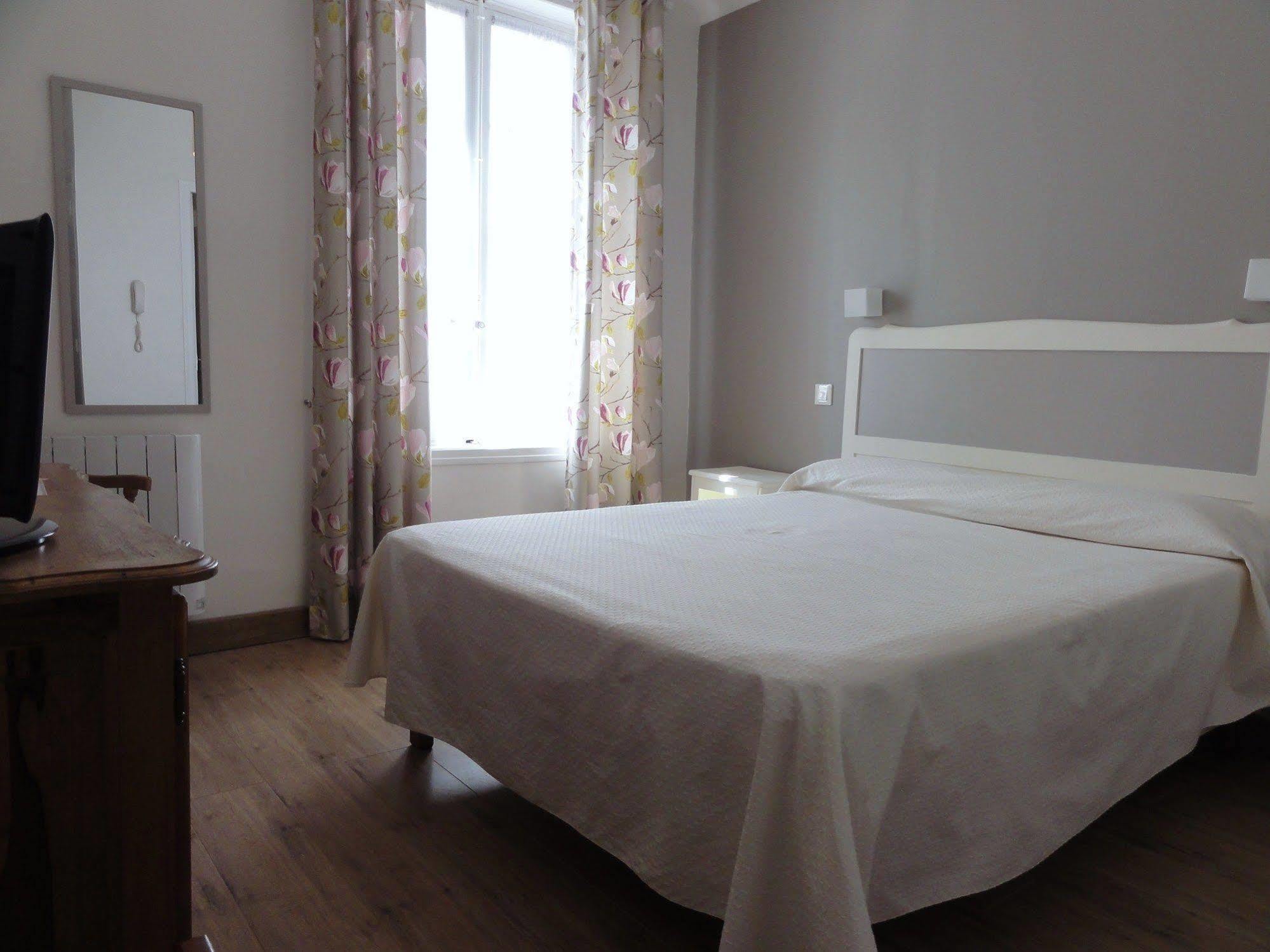 Les Echevins Hotel Tarascon Kültér fotó